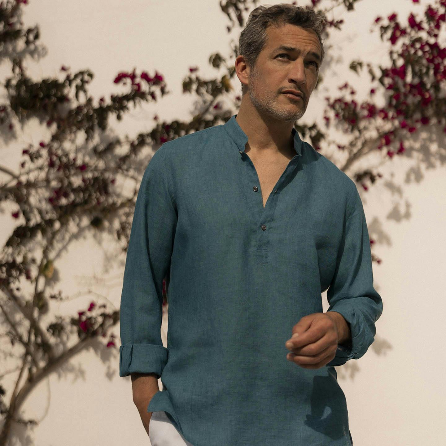 Luca Faloni Model Wearing Classic Popover Linen Shirt